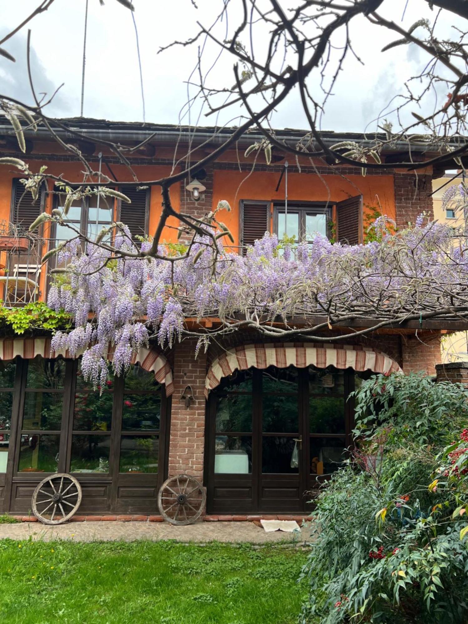 La Casa Arancione Hotel Boves Luaran gambar